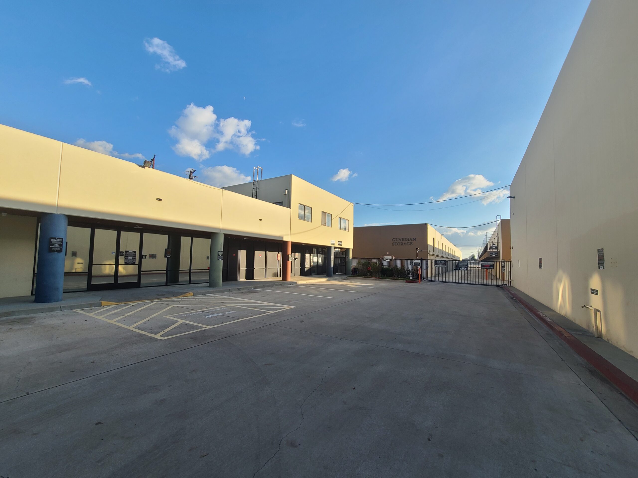 Entry Driveway at Guardian Storage in Fullerton, Anaheim, CA Orange County